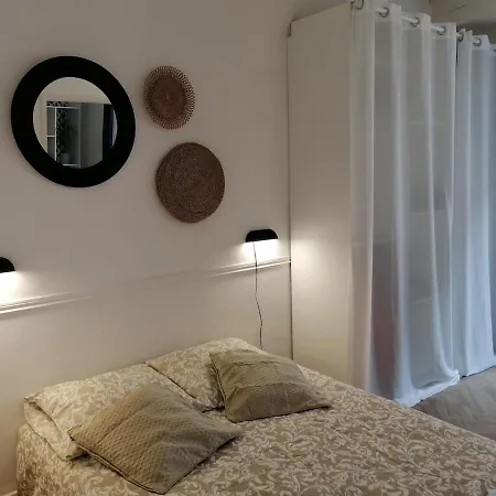 Plein Centre De Avec Balcon شقة *