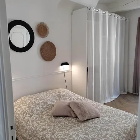 Apartamento Plein Centre De Avec Balcon