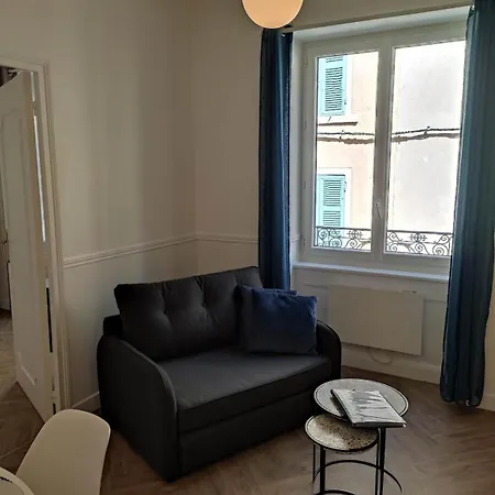 Apartment Plein Centre De Avec Balcon *